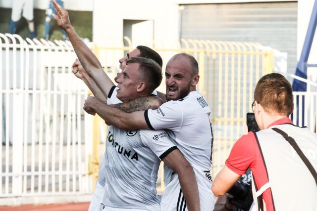 勇士先签后换得到希尔德 合同为2年1800万美元