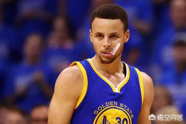 广东3人被罚下不敌江苏 林崴22+7同曦胜四川